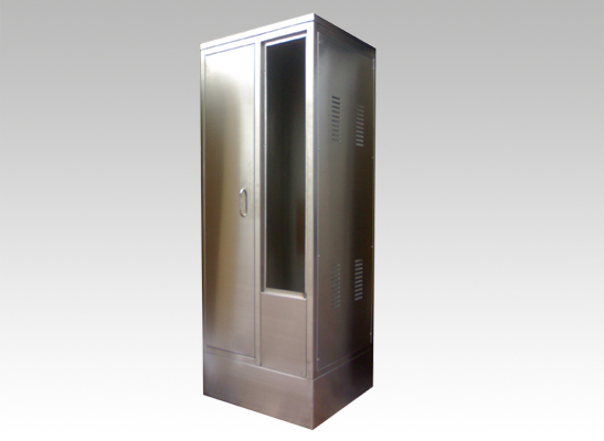 不銹鋼機(jī)柜